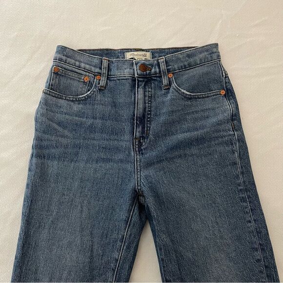 Madewell Classic High Rise Cropped Straight Jeans in Peralta Wash Size 26 AA596 - Picture 5 of 13
